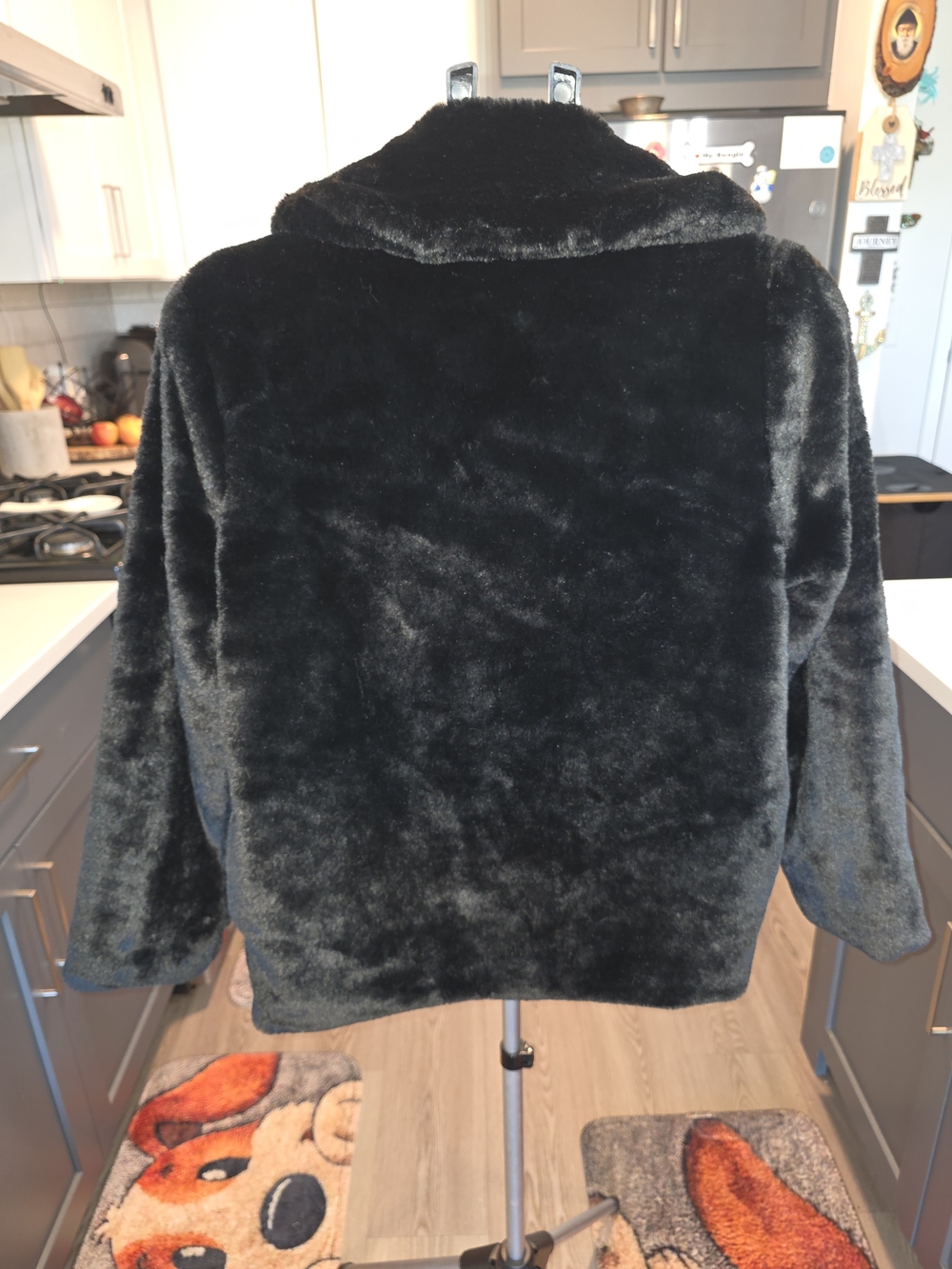 Time and Tru Black Faux Fur Teddy Jacket - Picture 5 of 8